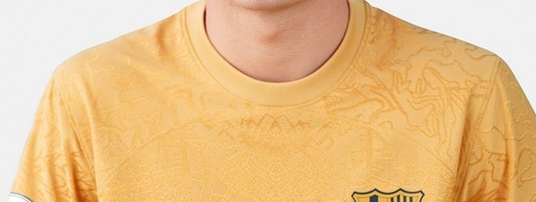 Novos uniformes do Barcelona estão à venda